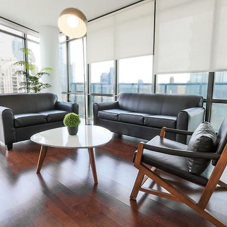Altitude Suites Bay Street - Holiday Bonus - Free Parking Toronto Bagian luar foto
