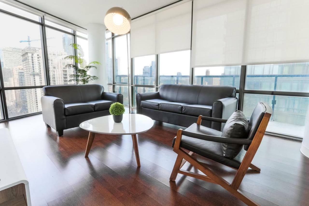 Altitude Suites Bay Street - Holiday Bonus - Free Parking Toronto Bagian luar foto